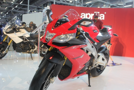 Aprilia tuono v4 aprc